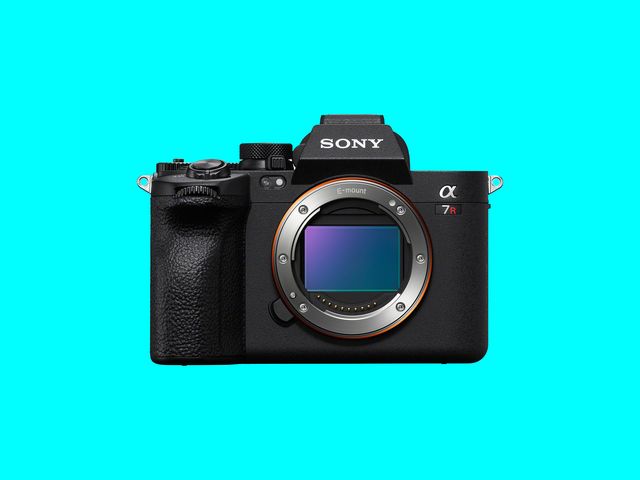 Our Favorite High Resolution Mirrorless Camera Is $900 Off Right Now