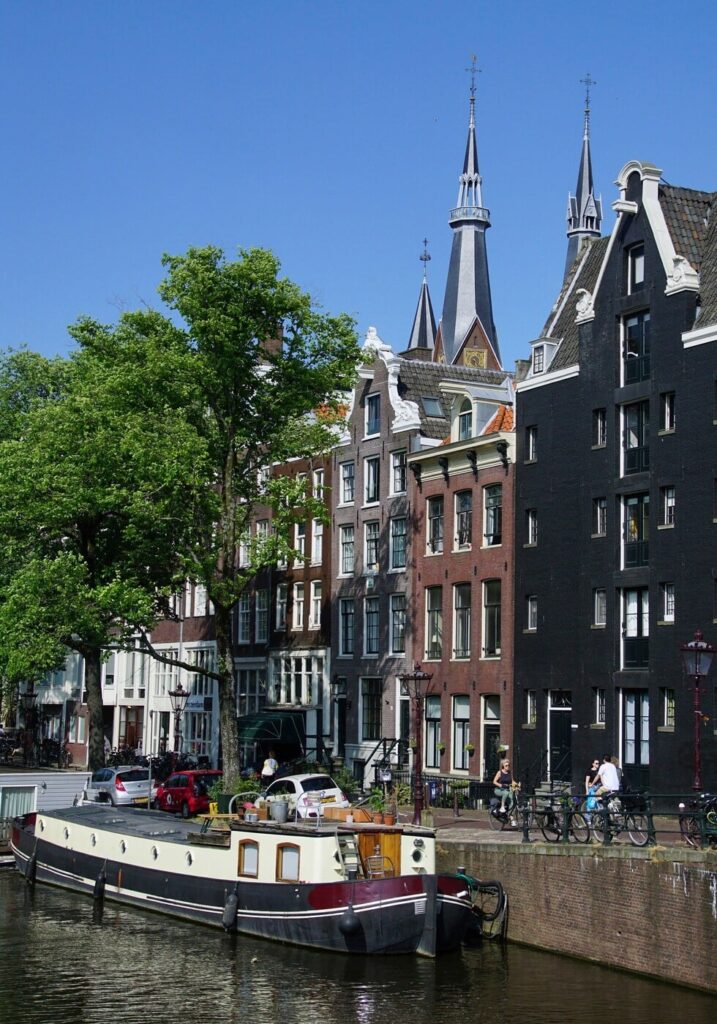 ARA Freight Market: A Volatile Week Ends in Declines