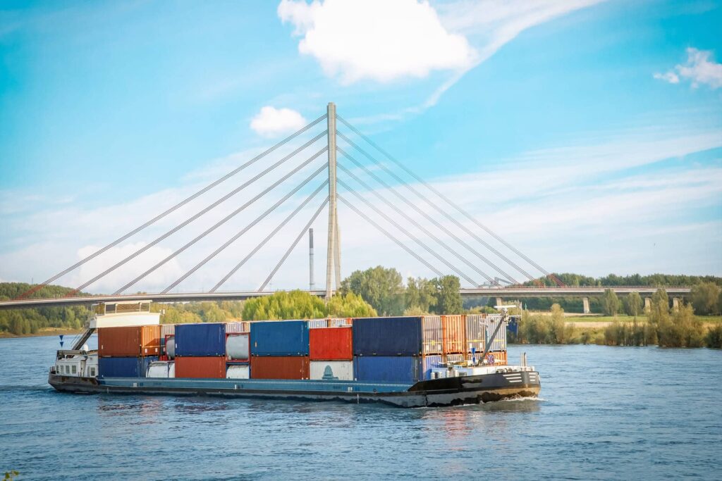 Rhine Freight Market: Stable Rates, Weak Demand, and Mounting Price Volatility